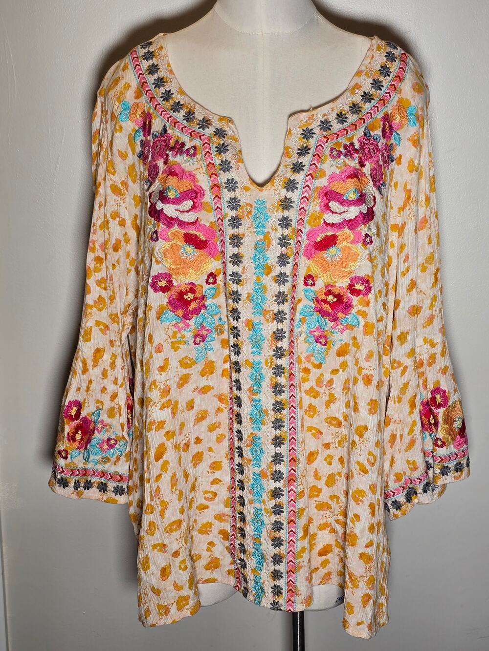 Savanna Jane 2X Embroidered Boho Top Gauze Rayon Floral Leopard Print Plus